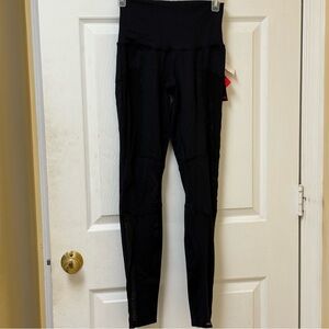 Black High-Waisted‎ Leggings